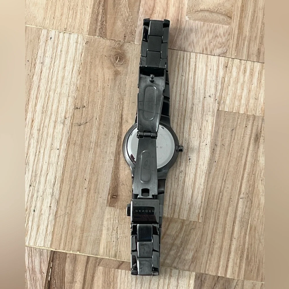 Skagen Steel Ladies Watch Black Dial Crystal Markers Black Stainless Bracelet